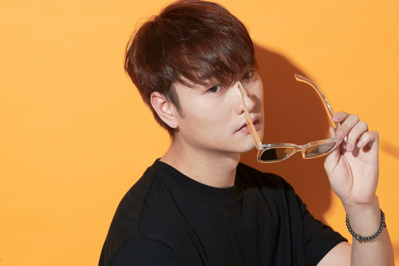 Cũng nhờ theo chân NSND Hoàng Dũng tới phim trường “Người phán xử” mà Trọng Lân được nhận vai Bá Anh. Sau vai diễn đầu tiên trong phim “Người phán xử”, Trọng Lân tiếp tục được chọn đóng vai Phong trong phim “Quỳnh Búp Bê”, Kiên (Cả một đời ân oán), Cường (Cô gái nhà người ta).