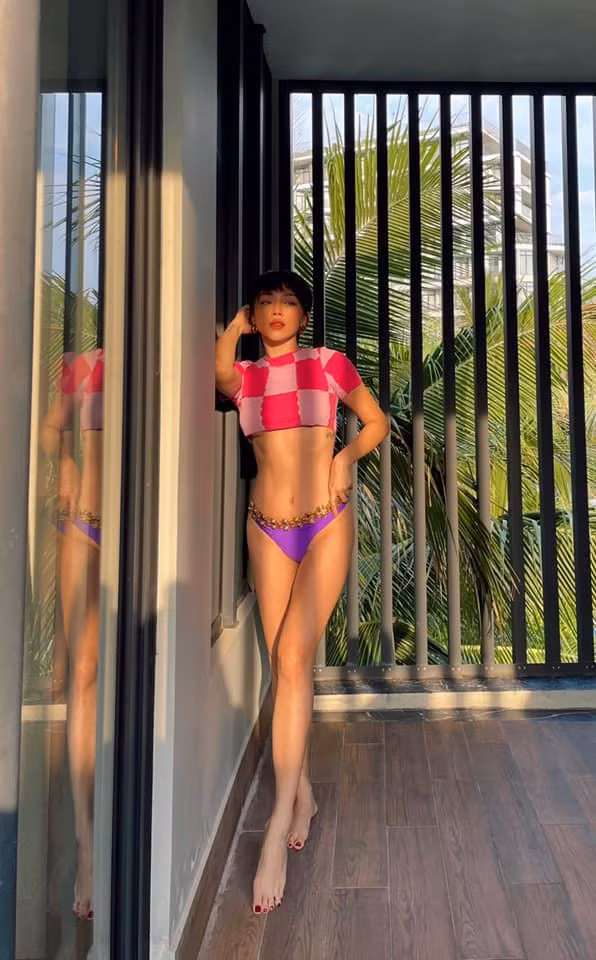 Tóc Tiên thường xuyên chia sẻ ảnh diện bikini khoe body cực đỉnh của mình. Bên cạnh đó, người đẹp còn được đánh giá cao nhờ gu thời trang cá tính.
