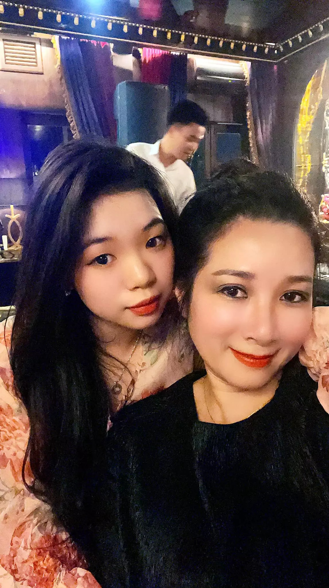 Thanh Thanh Hiền và con gái - Tấm. Thanh Thanh Hiền và con gái - Tấm.