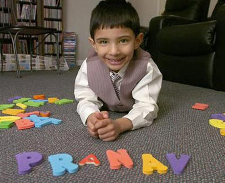 Những thần đồng có chỉ số IQ sánh ngang thiên tài Einstein ảnh 2