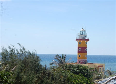 Ngọn hải đăng trên đảo