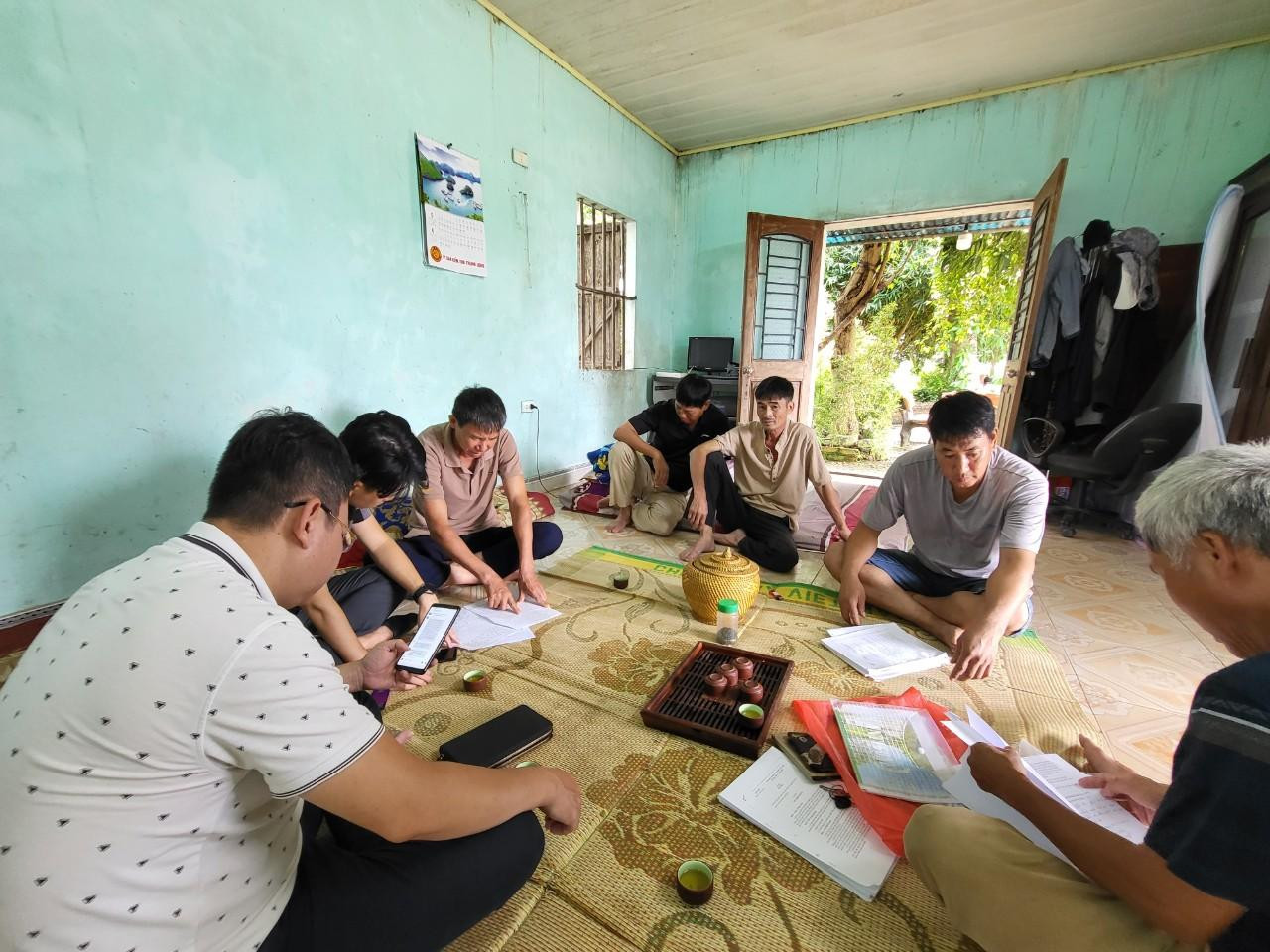 Người dân bức xúc phản ánh những sai phạm của lãnh đạo UBND xã Xuân Quan