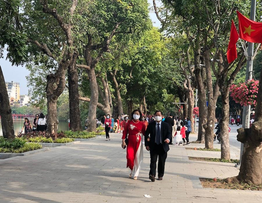 Hồ Gươm vẫn là điểm đến của nhiều du khách đến với Thủ đô