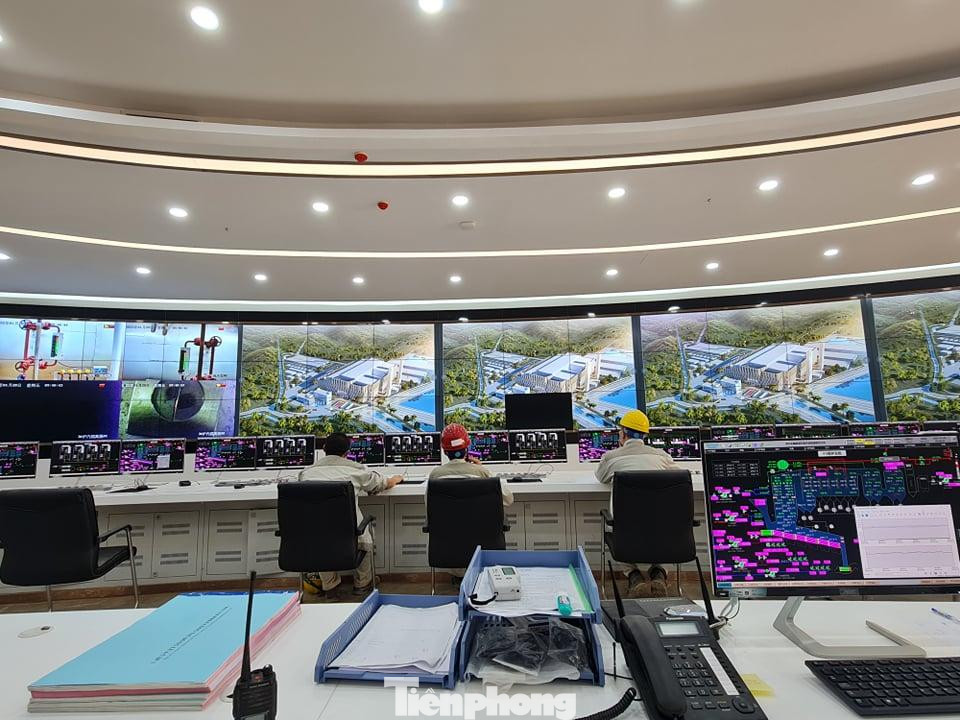 Với tổng vốn đầu tư hơn 7.000 tỷ đồng, nhà máy điện rác Sóc Sơn khi đi vào hoạt động sẽ là một trong những nhà máy đốt rác phát điện có quy mô và công suất lớn nhất ở nước ta.