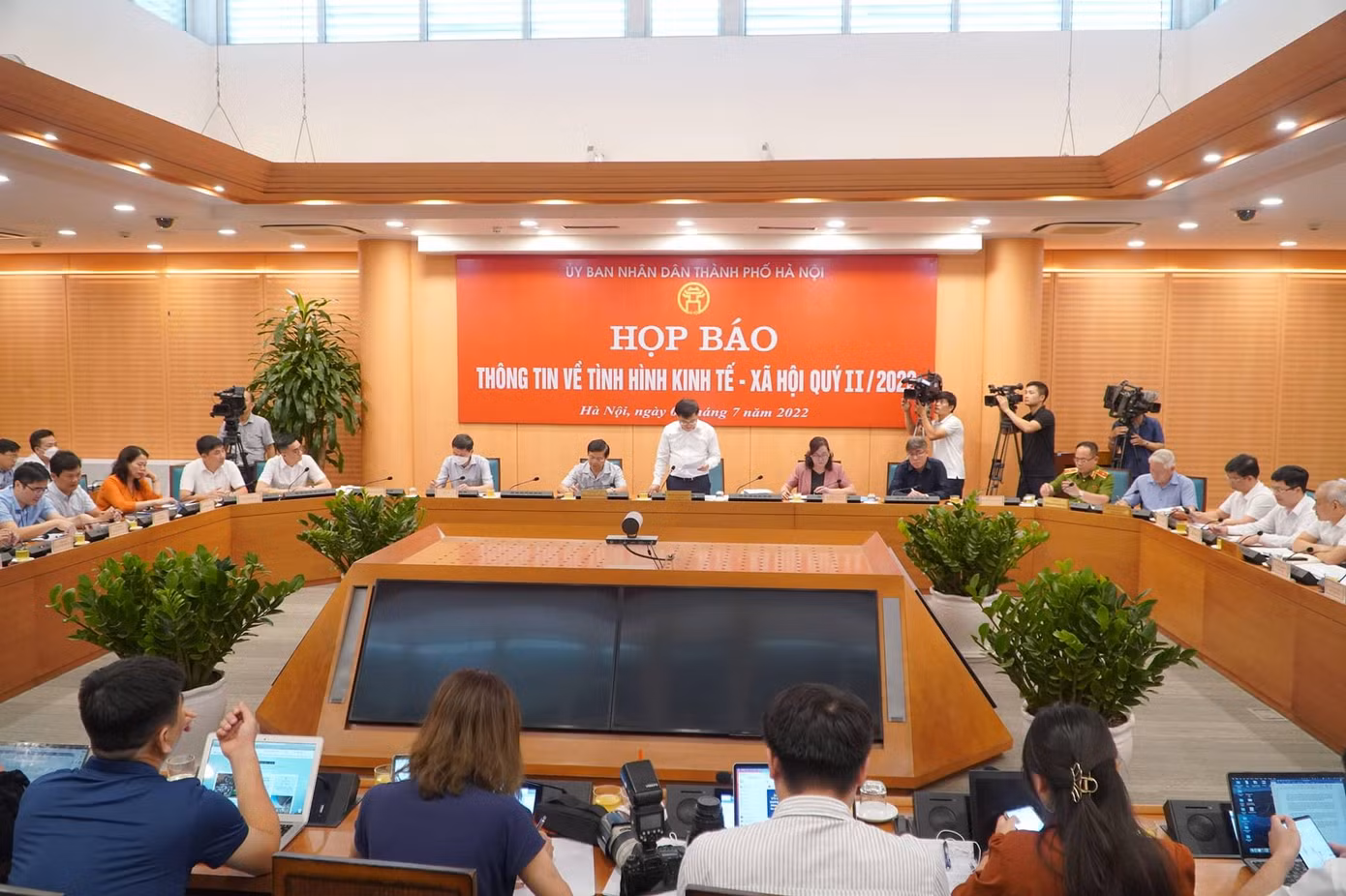 Toàn cảnh buổi họp báo