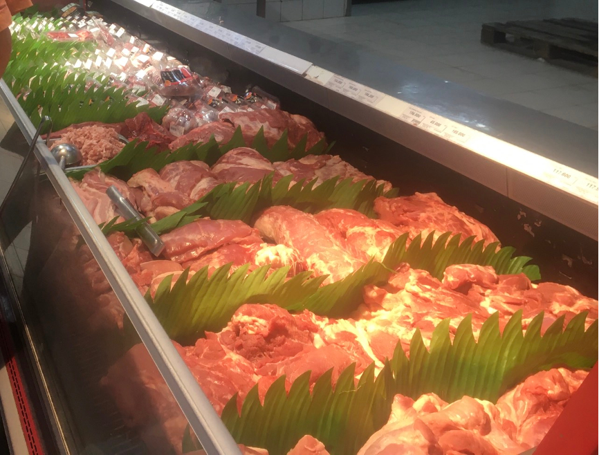 Thịt lợn bày bán tại một siêu thị ở Hà Đông Thịt lợn bày bán tại một siêu thị ở Hà Đông