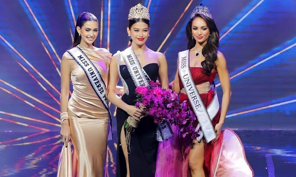 Người đẹp Shamcey Supsup - Giám đốc quốc gia Hoa hậu Hoàn vũ Philippines lên tiếng về sự cố trong đêm chung kết nhưng vẫn không xoa dịu được dư luận.