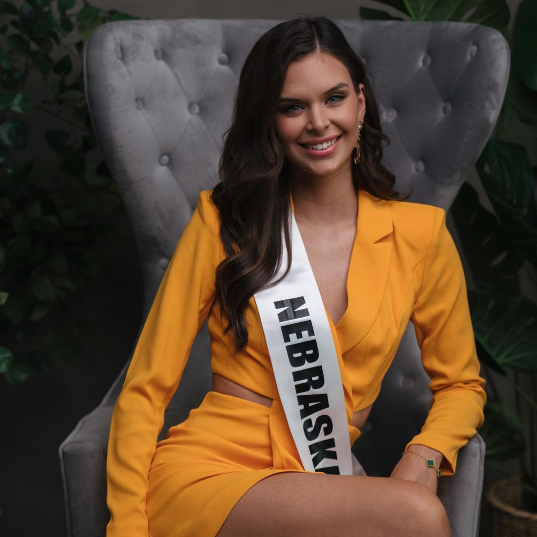 Tối 21/5, đêm chung kết cuộc thi Hoa hậu Siêu quốc gia Mỹ 2023 được diễn ra tại thành phố Los Angeles, California, Mỹ. Chung cuộc, người đẹp Rylee Spinks đến từ bang Nebraska đã đăng quang ngôi vị cao nhất. Cô sẽ đại diện xứ cờ hoa tham dự cuộc thi Hoa hậu Siêu quốc gia 2023 tổ chức ở Ba Lan vào tháng 7.