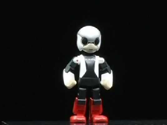 Kirobo có khả năng đi lại, tự đứng dậy và giao tiếp bằng tiếng Nhật