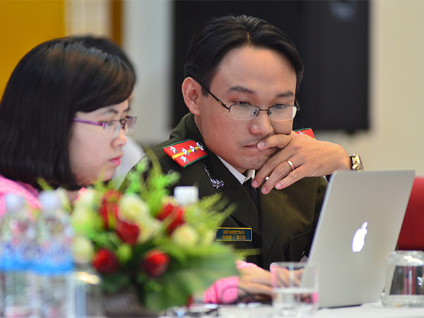 Giao lưu trực tuyến: Tỏa sáng và cống hiến ảnh 54