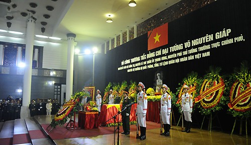 Linh cữu Đại tướng