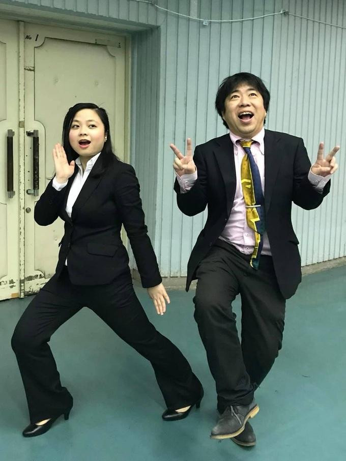 Ngọc Thuận cùng thầy Miyahara - Tổng phụ trách sinh viên nước ngoài (Ảnh: NVCC).