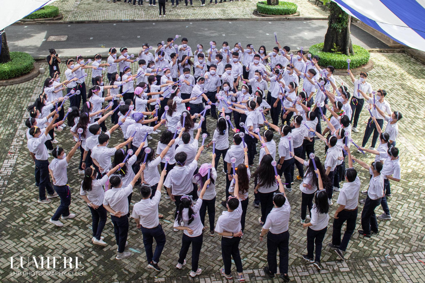 1000 ngày của teen khối 12 trường THPT Chuyên Lê Hồng Phong đã được ghi lại bởi nhiều hoạt động ý nghĩa. 1000 ngày của teen khối 12 trường THPT Chuyên Lê Hồng Phong đã được ghi lại bởi nhiều hoạt động ý nghĩa.