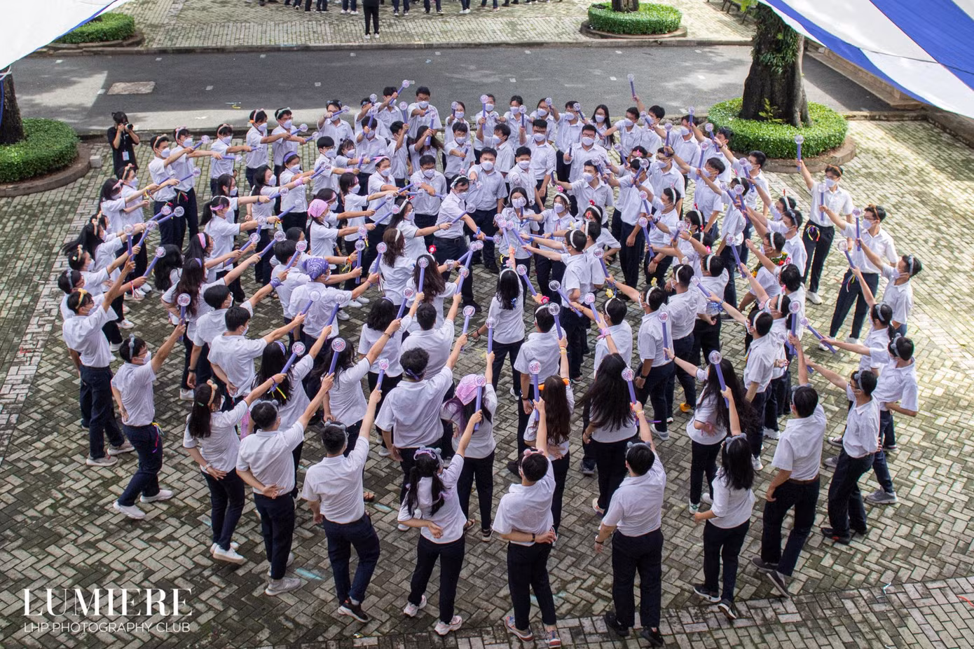 1000 ngày của teen khối 12 trường THPT Chuyên Lê Hồng Phong đã được ghi lại bởi nhiều hoạt động ý nghĩa.