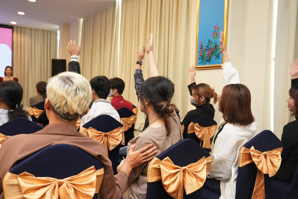 Chuyên mục ai giải đố nhanh, rinh ngay quà xịn.