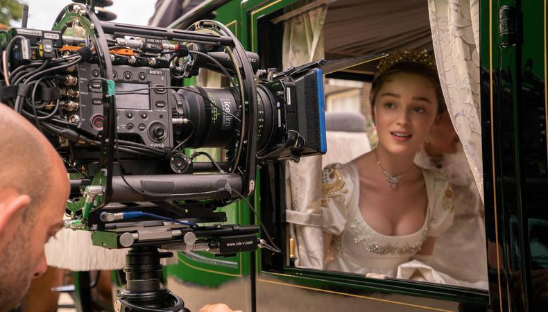 Những công việc liên quan đến nghệ thuật thường đòi hỏi năng khiếu. Những công việc liên quan đến nghệ thuật thường đòi hỏi năng khiếu.