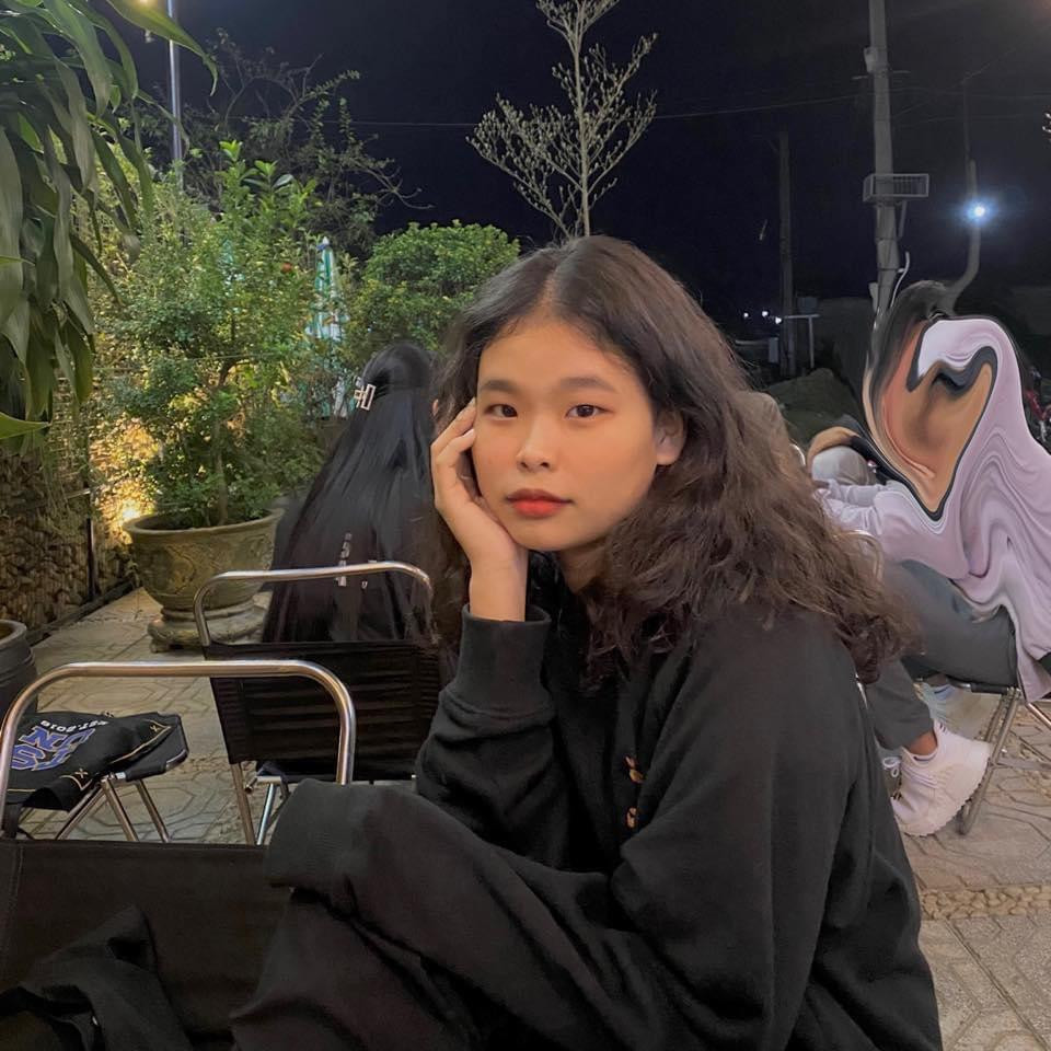 Uyển Nhi "chốt đơn" nhà trọ tư nhân để có thể thoải mái hơn trong sinh hoạt, ăn uống. Ảnh: NVCC Uyển Nhi "chốt đơn" nhà trọ tư nhân để có thể thoải mái hơn trong sinh hoạt, ăn uống. Ảnh: NVCC