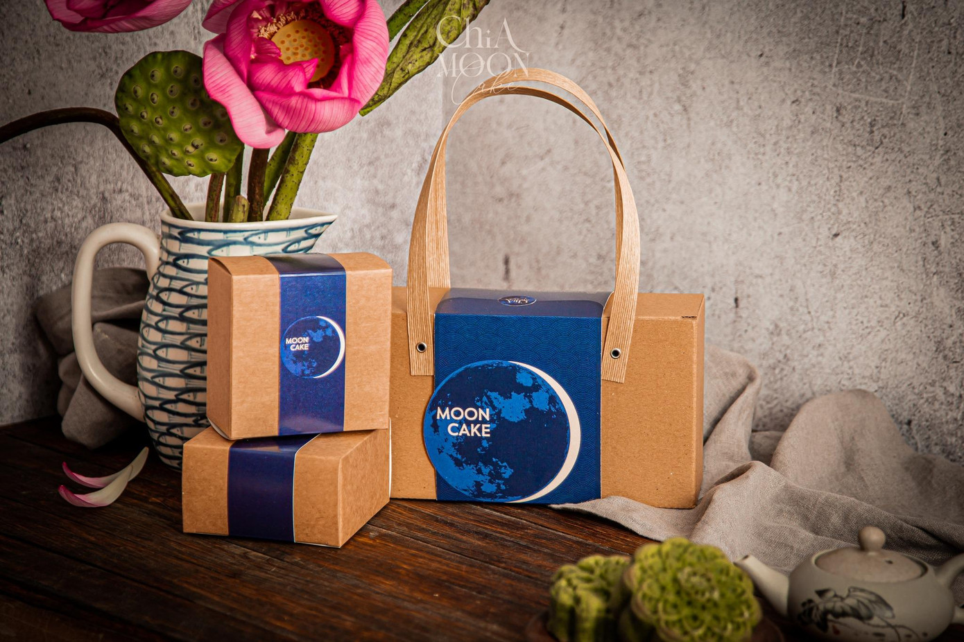 Hộp bánh Trung Thu với thiết kế cầu kỳ chính là xu hướng của năm nay. Ảnh: ChiA Mooncake.
