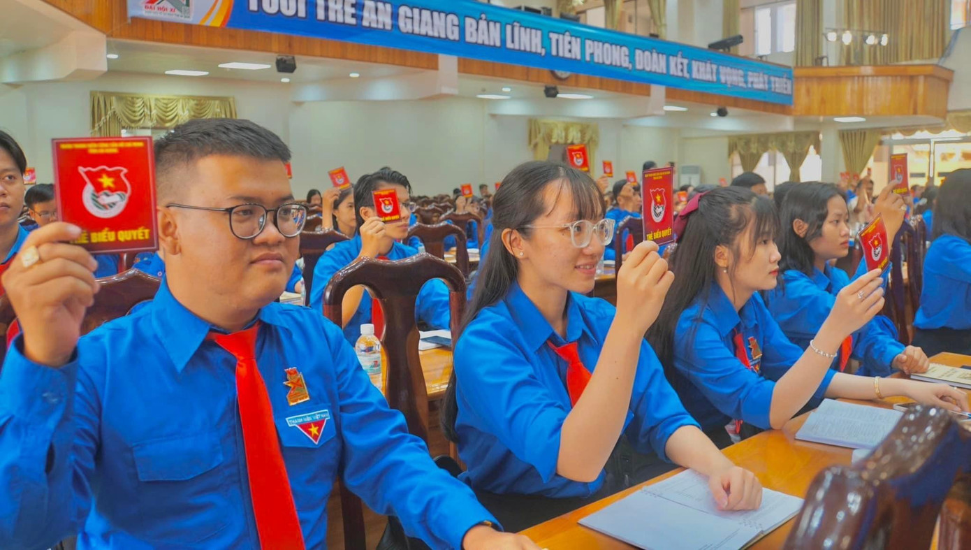 Công tác Đoàn đã mang lại cho Quốc nhiều cảm xúc và nhiều giá trị. Ảnh: NVCC.