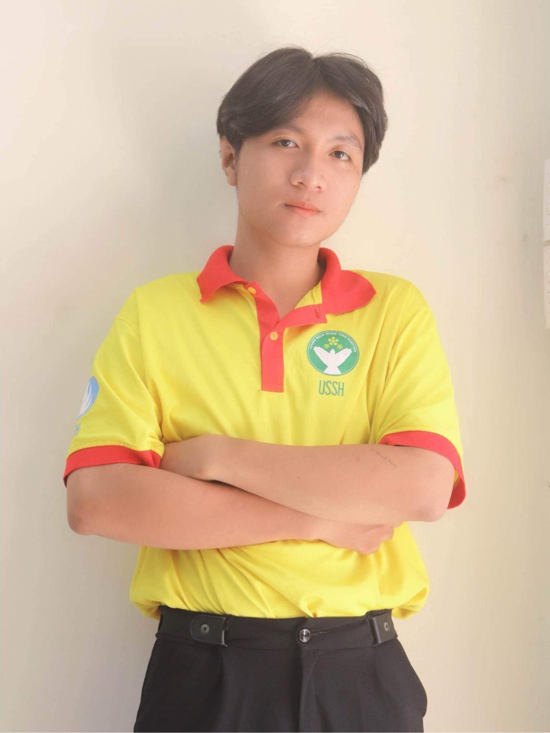 Hòa luôn cố gắng cống hiến mình vào những dự án cộng đồng. Hòa luôn cố gắng cống hiến mình vào những dự án cộng đồng.