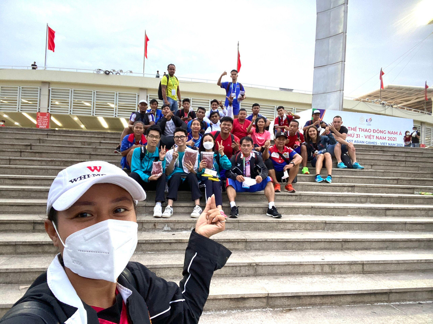 ...và còn được tặng quà lưu niệm phiên bản &quot;limited&quot; nữa. Ảnh: NVCC