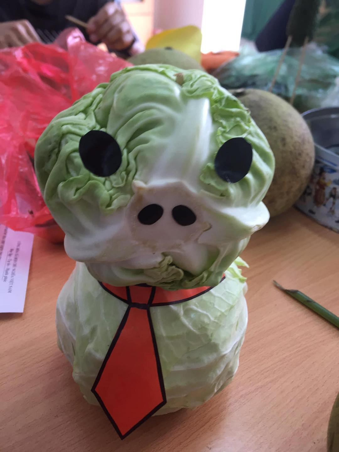 Lợn bắp cải hôm nay ăn diện ngầu quá ta! Lợn bắp cải hôm nay ăn diện ngầu quá ta!