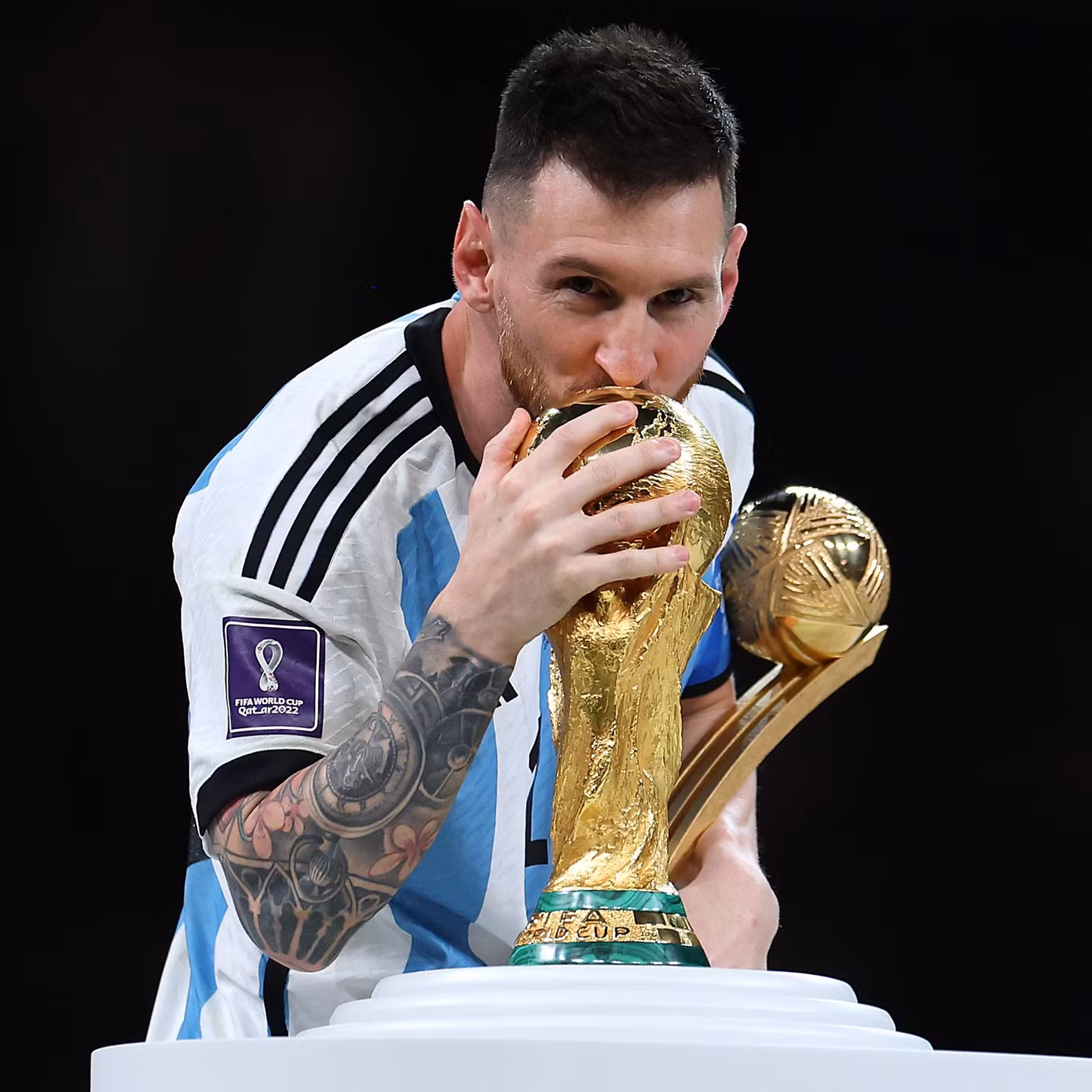 Mỗi thời đại đều có một huyền thoại, và Messi chính là huyền thoại của thế hệ đương thời. Ảnh: Reuters.