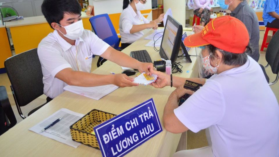 Thủ tướng chỉ đạo trả lương hưu tháng 5/2025 trong cuối tháng 4/2025. Ảnh minh họa. Thủ tướng chỉ đạo trả lương hưu tháng 5/2025 trong cuối tháng 4/2025. Ảnh minh họa.