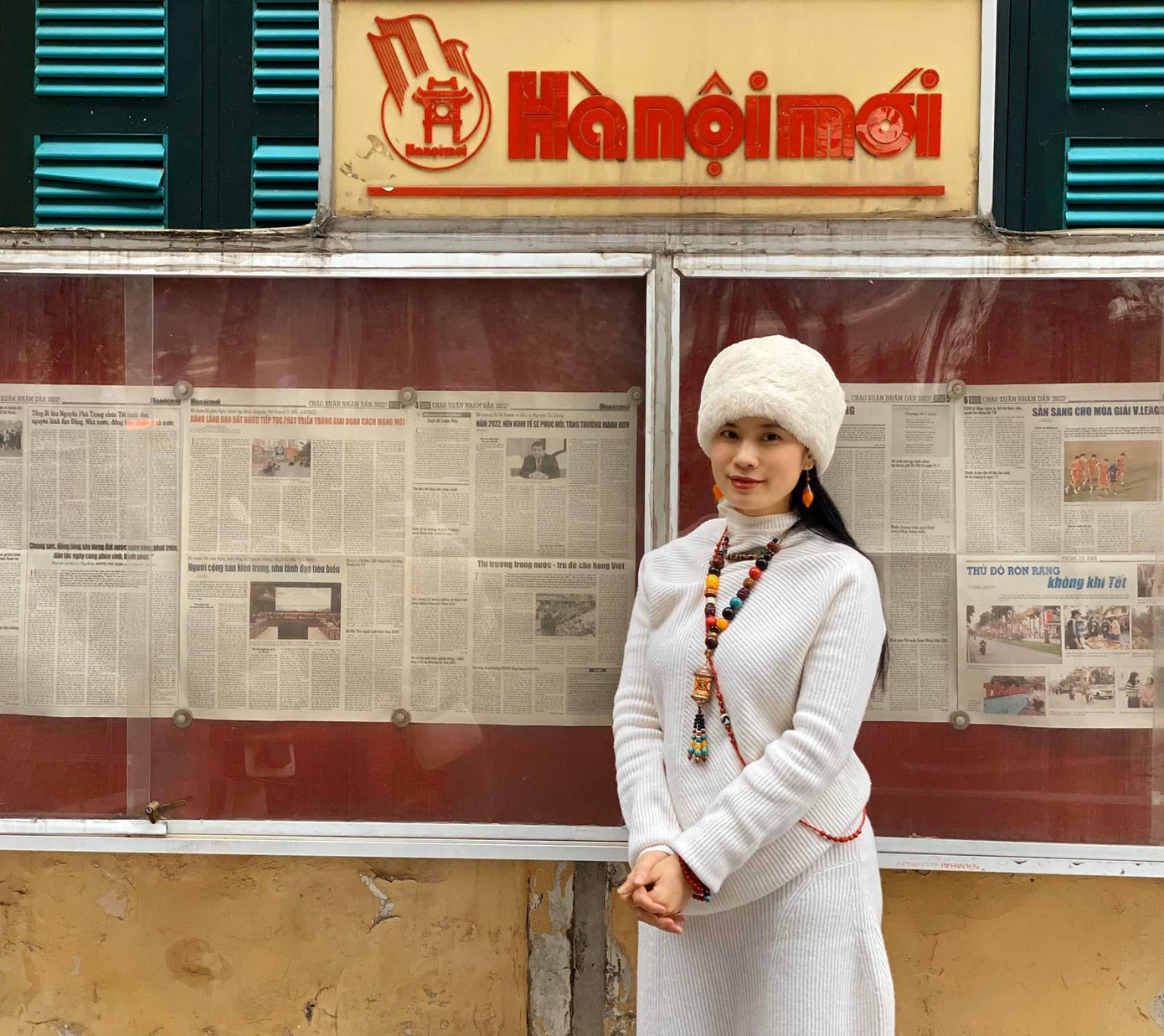 Á hậu Thuý Hà thảnh thơi dạo phố phường Hà Nội những ngày cuối năm. Á hậu Thuý Hà thảnh thơi dạo phố phường Hà Nội những ngày cuối năm.