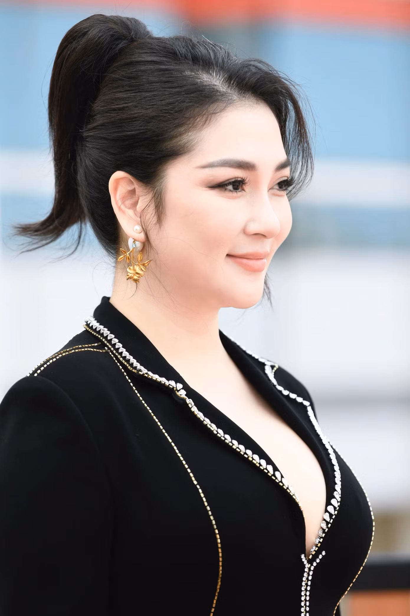 Nguyễn Thị Huyền chia sẻ bản thân cô là minh chứng cuộc thi Hoa hậu Việt Nam giúp người phụ nữ Việt Nam lột xác, đẹp hơn và hoàn thiện từng ngày.