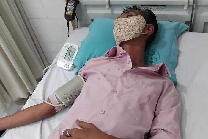 Diễn viên Bắc Hải nhập viện. Diễn viên Bắc Hải nhập viện.