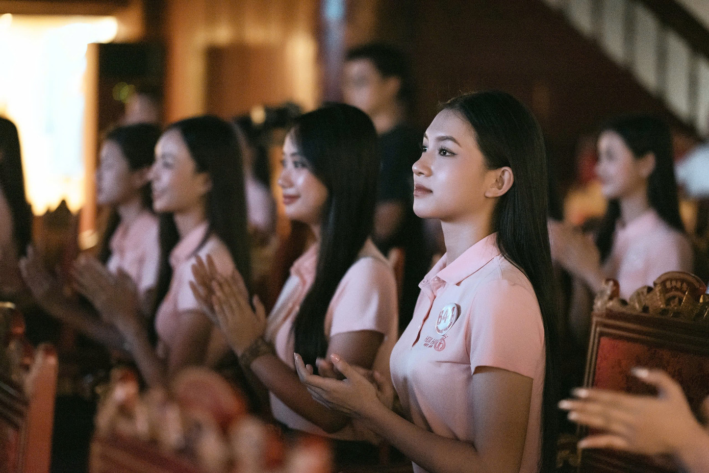 Tại đây, các thí sinh có cơ hội trải nghiệm và tận mắt thưởng thức những tiết mục biểu diễn nhã nhạc Cung đình Huế (được UNESCO công nhận là di sản văn hóa phi vật thể của nhân loại).