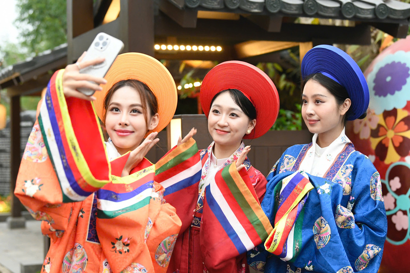 Cô cho rằng đây là hoạt động ý nghĩa, thiết thực giúp người dân hai nước Việt - Nhật có thể giao lưu văn hóa, thêm gắn kết.