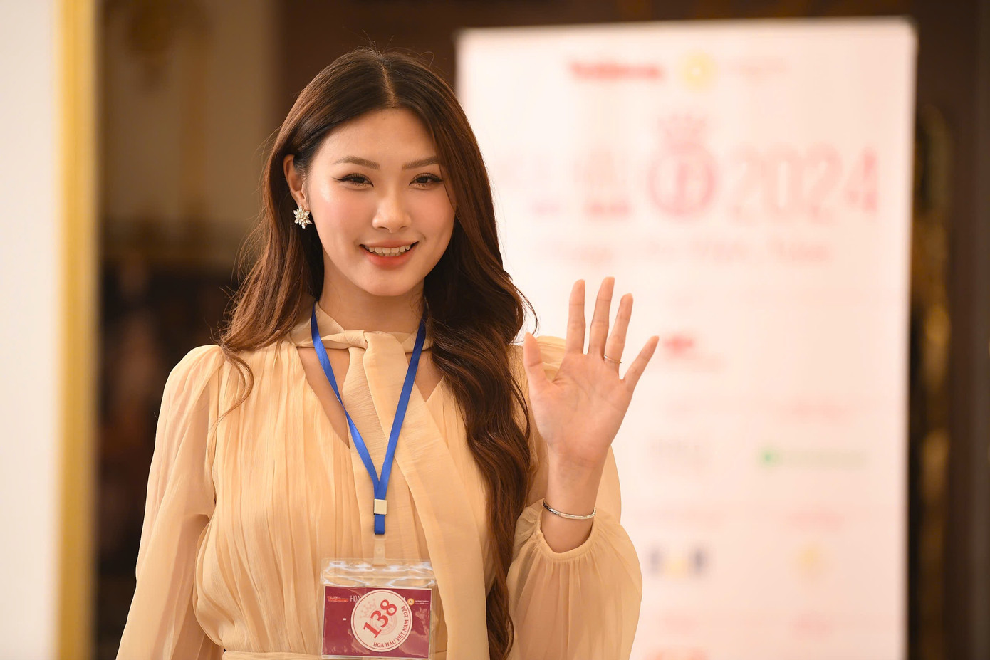 Đến thời điểm này, cuộc thi Hoa hậu Việt Nam năm 2024 đang viết nên những câu chuyện đẹp, góp phần truyền cảm hứng cho giới trẻ về rèn luyện thể chất, trí tuệ, tài năng, tính trung thực và tính cống hiến cho cộng đồng.