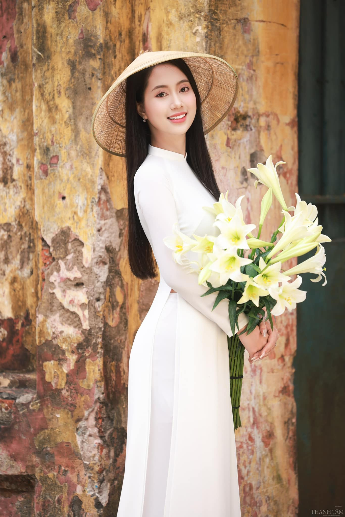 “Tôi không muốn bỏ lỡ cơ hội để thanh xuân có trải nghiệm ý nghĩa. Dù kết quả như thế nào, tôi vinh dự khi trở thành 41 thí sinh của Vòng Chung khảo Hoa hậu Việt Nam 2024”, Mai Phương nói.