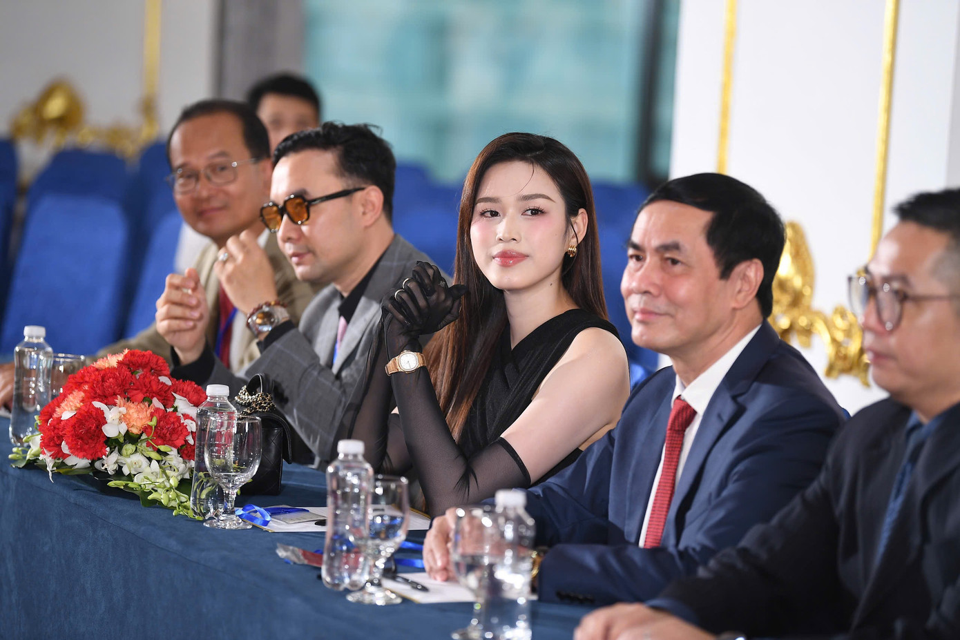 Là một trong những thành viên Ban giám khảo Vòng Sơ khảo phía Bắc, Hoa hậu Đỗ Thị Hà bất ngờ về nhan sắc, chất lượng thí sinh cuộc thi.