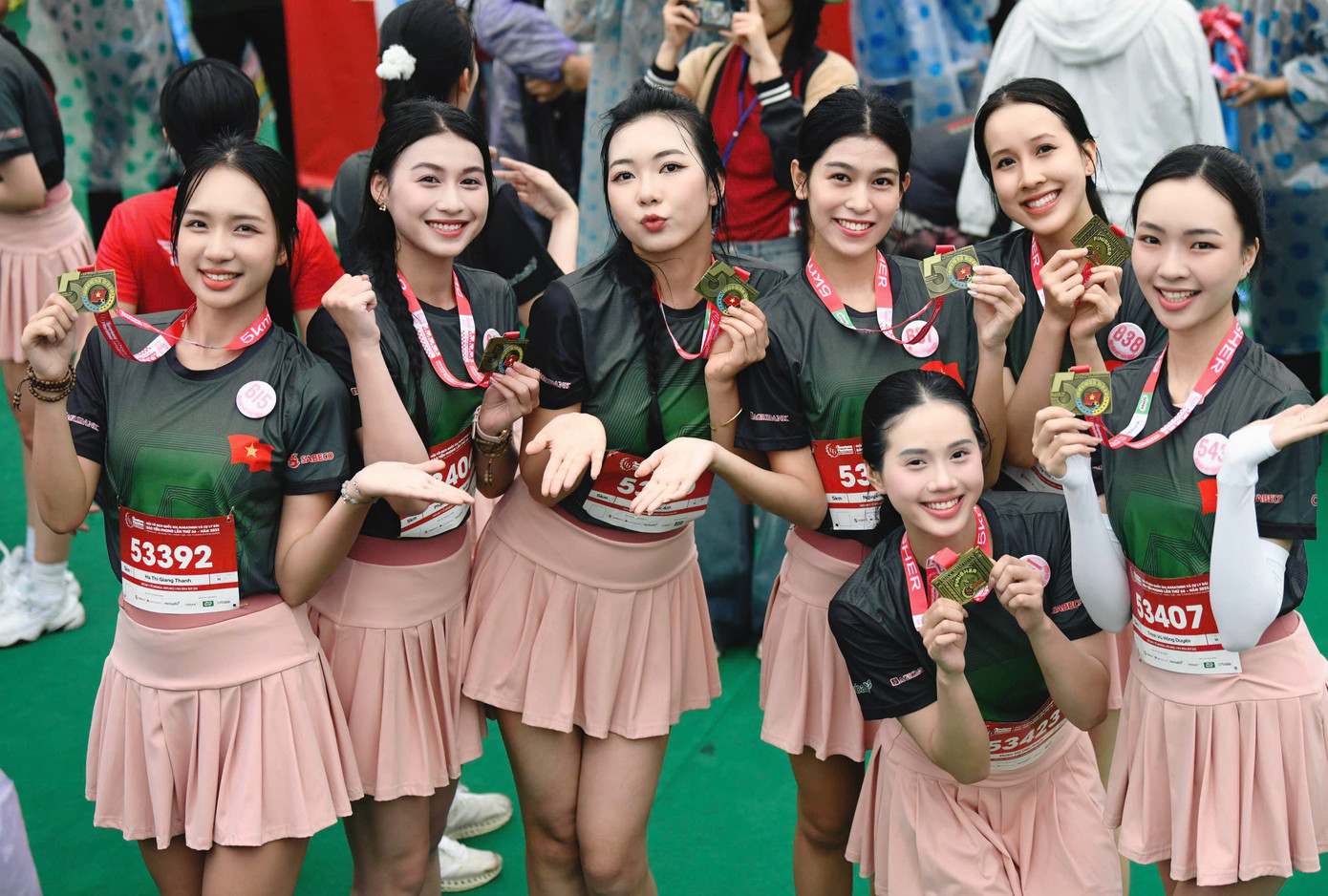 Không chỉ có những kỷ niệm trong chuỗi hoạt động đồng hành, các thí sinh còn thiết lập tình bạn mới, gắn bó.