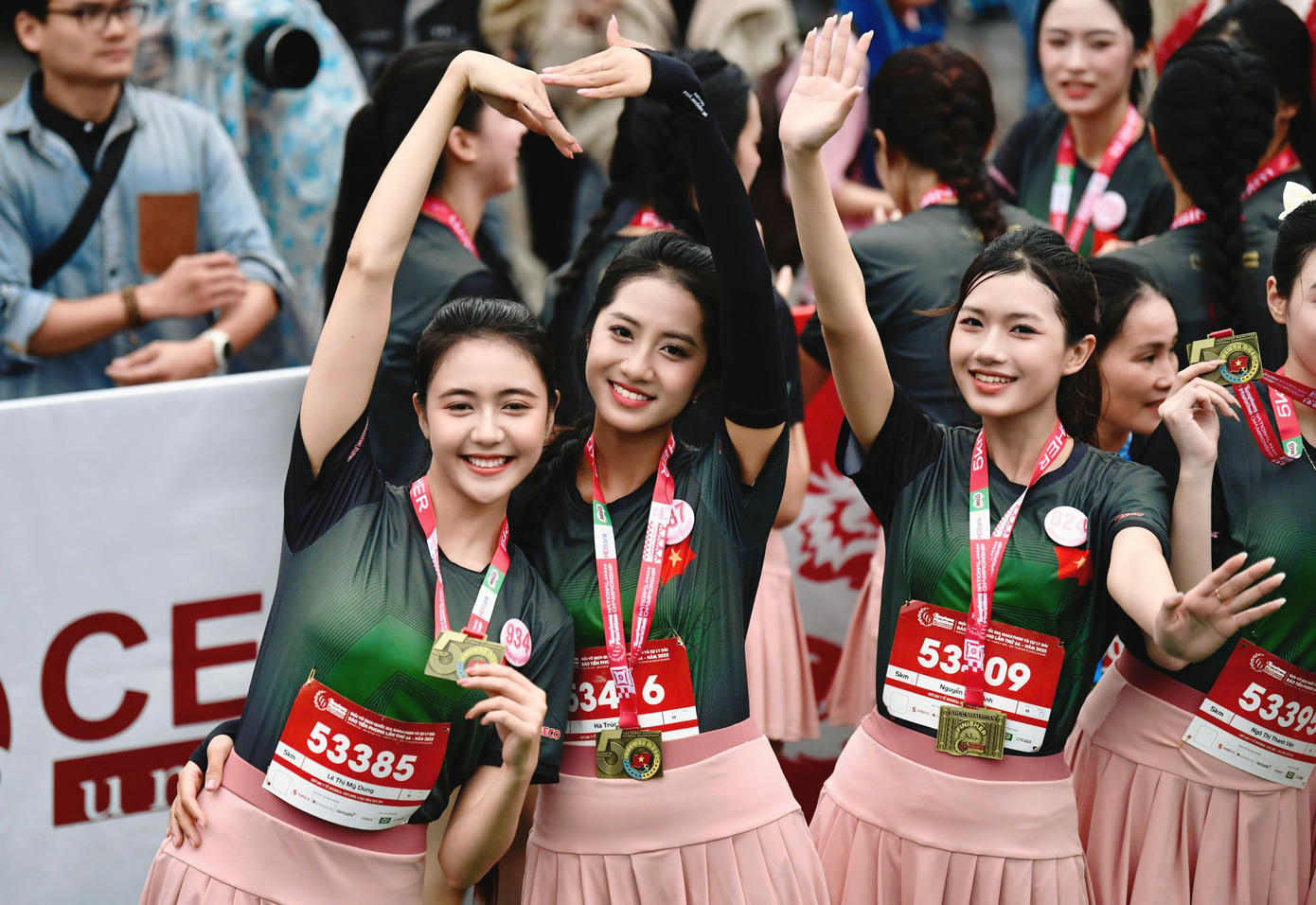 Cũng tại Quảng Trị, các thí sinh thực hiện ghi hình những tập đầu tiên của truyền hình thực tế. Đây là một trong những căn cứ để Ban giám khảo đánh giá, nhìn nhận về quá trình trưởng thành, thay đổi của từng cô gái.