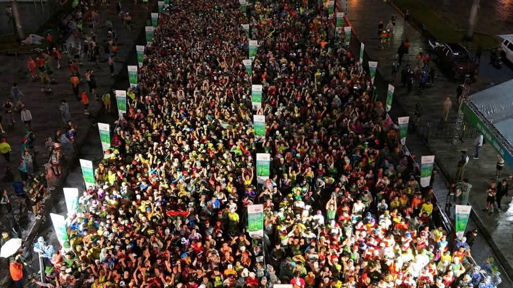 Cung đường chạy của giải đấu đi qua những địa hình đa dạng của thành phố Đông Hà. Những cây cầu, đập ngăn mặn, cầu đường sắt đan xen bên dòng sông Hiếu thơ mộng, cánh đồng lúa xanh mát, những con dốc uốn lượn, rừng cây phủ bóng mát trên con đường dẫn qua hồ Khe Mây hay song hành bên tuyến đường sắt với những chuyến tàu Bắc - Nam xuôi ngược là hành trình mà vận động viên sẽ trải nghiệm trên cung đường thi đấu đặc biệt này.