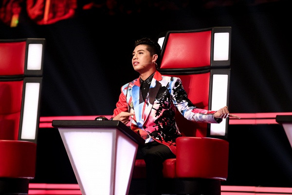 Trở lại The Voice, học trò cố nhạc sĩ Trần Lập khiến Thu Minh sụt sùi ảnh 4