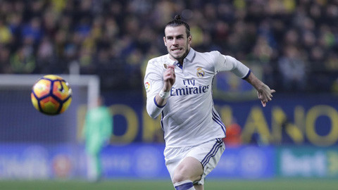 Ngược dòng ngoạn mục, Real đòi lại ngôi đầu từ Barca ảnh 1