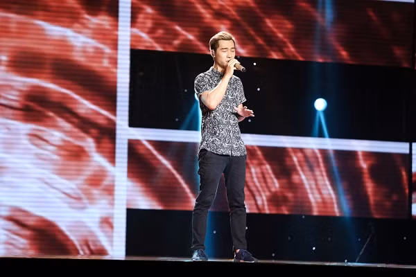 Trở lại The Voice, học trò cố nhạc sĩ Trần Lập khiến Thu Minh sụt sùi ảnh 2