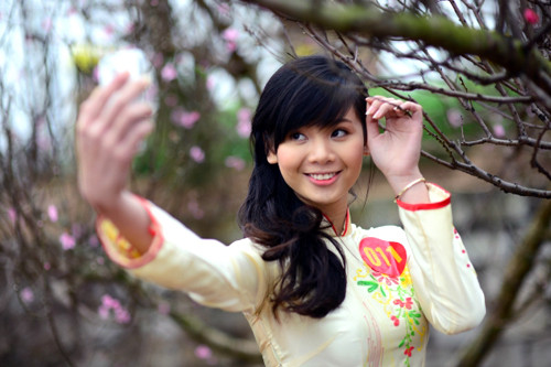 Ngoài thành tích võ thuật ấn tượng, Bích Ngọc còn là Học viên giỏi, Điển hình tiên tiến cấp học viện và là ủy viên ban chấp hành Hội phụ nữ học viện