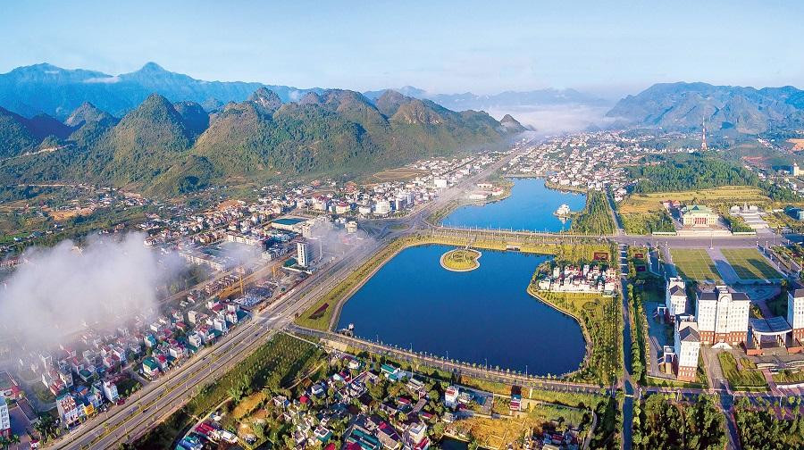 Vẻ đẹp của núi non hùng vĩ Lai Châu