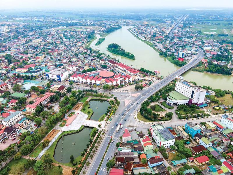 TP. Đông Hà đang trên đà hội nhập và phát triển, trở thành một trung tâm kinh tế, văn hóa, xã hội của tỉnh Quảng Trị