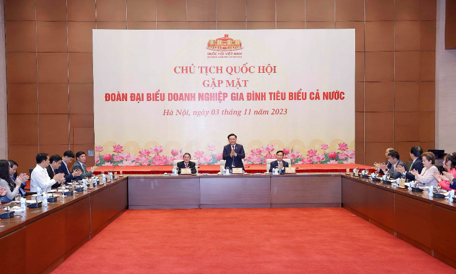 Lãnh đạo Quốc hội gặp gỡ đại diện các gia đình doanh nhân Việt Nam Lãnh đạo Quốc hội gặp gỡ đại diện các gia đình doanh nhân Việt Nam