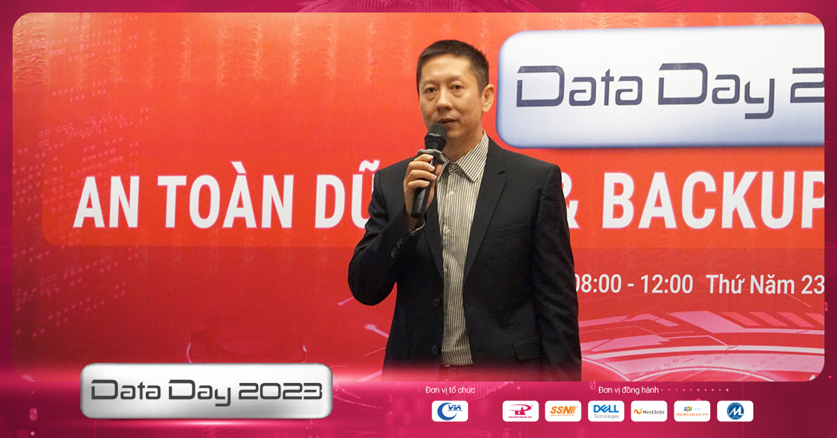 Ông Huỳnh Việt Phương - Phó Chủ tịch Hiệp hội Internet Việt Nam - phát biểu khai mạc sự kiện Data Day 2023