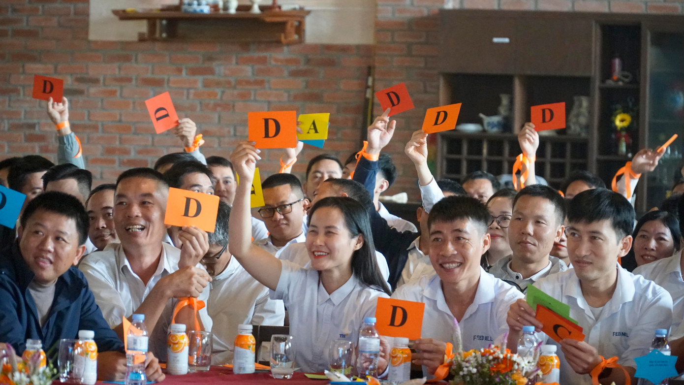 Cán bộ nhân viên TH trong buổi tập huấn