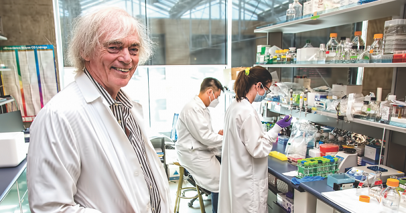 GS. Pieter Cullis hiện là một trong những chuyên gia hàng đầu thế giới trong lĩnh vực khoa học sự sống. Ảnh: BIV. GS. Pieter Cullis hiện là một trong những chuyên gia hàng đầu thế giới trong lĩnh vực khoa học sự sống. Ảnh: BIV.