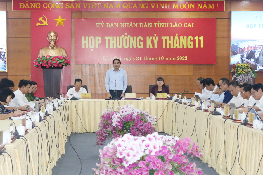 Chủ tịch UBND tỉnh Trịnh Xuân Trường, phát biểu kết luận tại phiên họp Chủ tịch UBND tỉnh Trịnh Xuân Trường, phát biểu kết luận tại phiên họp